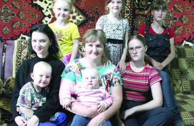 Шесть плюс один – справляемся! В семье Безденежных из Маслянинского района подрастает семь детей
