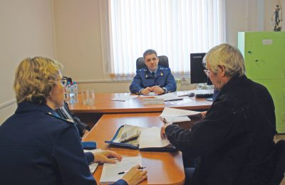 Жители Маслянинского района на личном приеме у прокурора региона