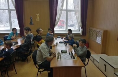 Уверенно к победе пришли юные шахматисты из Маслянино