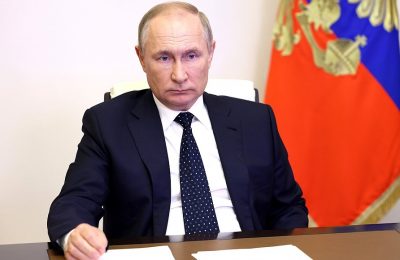 Владимир Путин по видеосвязи провёл рабочую встречу с губернатором Новосибирской области Андреем Травниковым