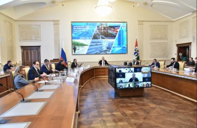 Губернатор Андрей Травников провел заседание Совета по инвестициям Новосибирской области