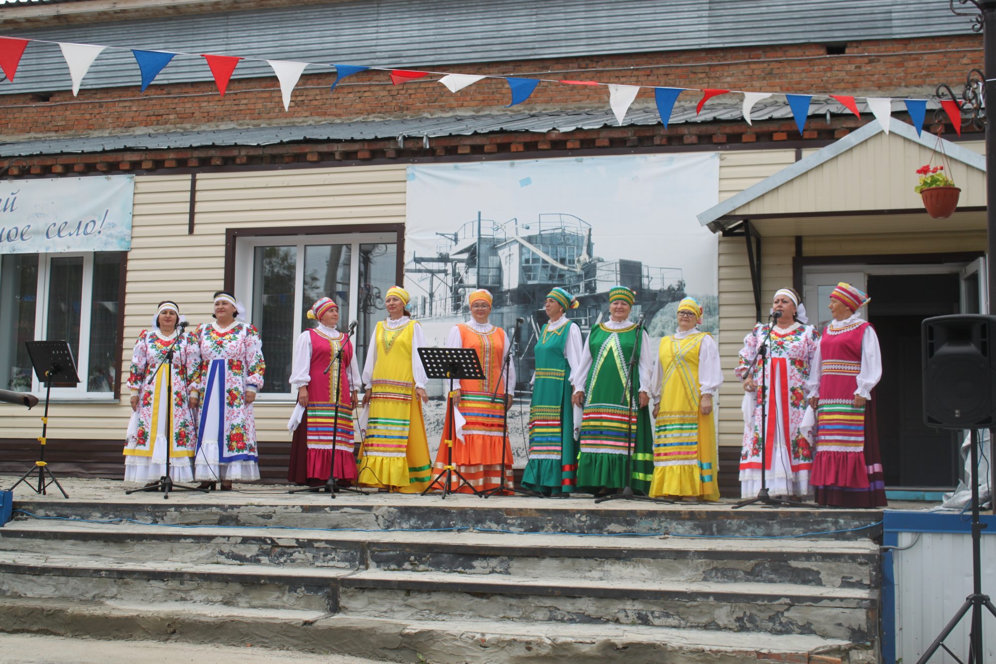 Село Егорьевское Маслянинского района живет и процветает - Маслянинский  Льновод