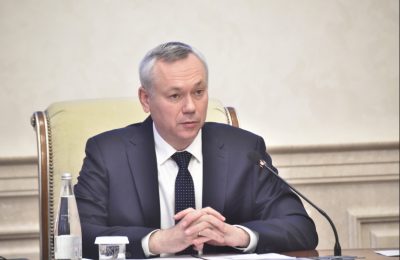 Губернатор Андрей Травников поручил главам муниципальных районов оперативно задействовать областные ресурсы в случае аварий на коммунальных сетях