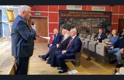 Губернатор Андрей Травников поблагодарил Новосибирское землячество за поддержку жителей региона, участвующих в СВО