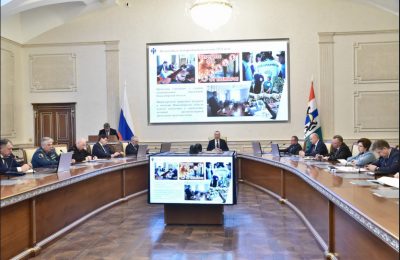 Губернатор Андрей Травников поручил улучшить координацию работы по профилактике, предупреждению и ликвидации всех видов пожаров на территории Новосибирской области  