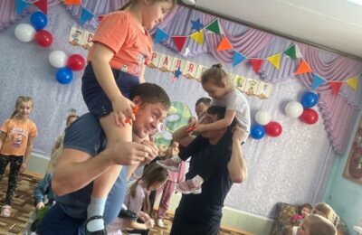 Папы-богатыри!