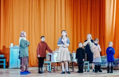 «Просто ты умела ждать…» – спектакль, затронувший сердца