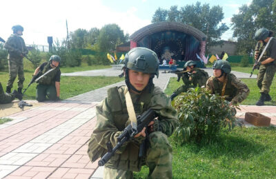 Юнармейцы усердно тренировались