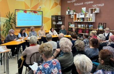 Специалисты социальных служб о законе и помощи